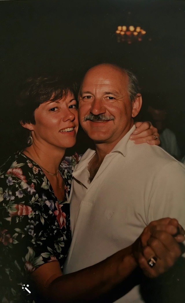 Beth Gene Hackman, Lol